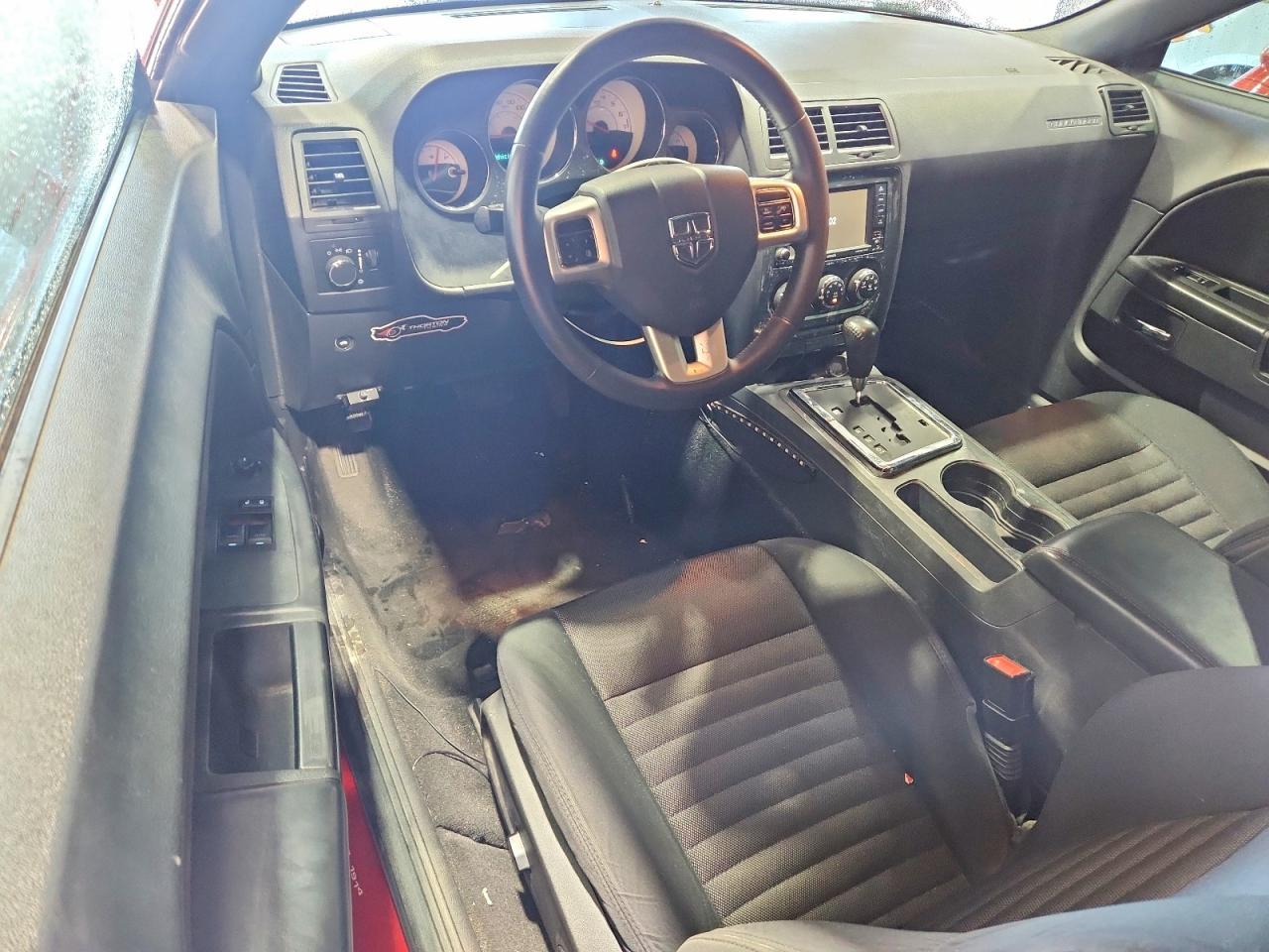 2014 Dodge Challenger Sxt - zdjęcie 8