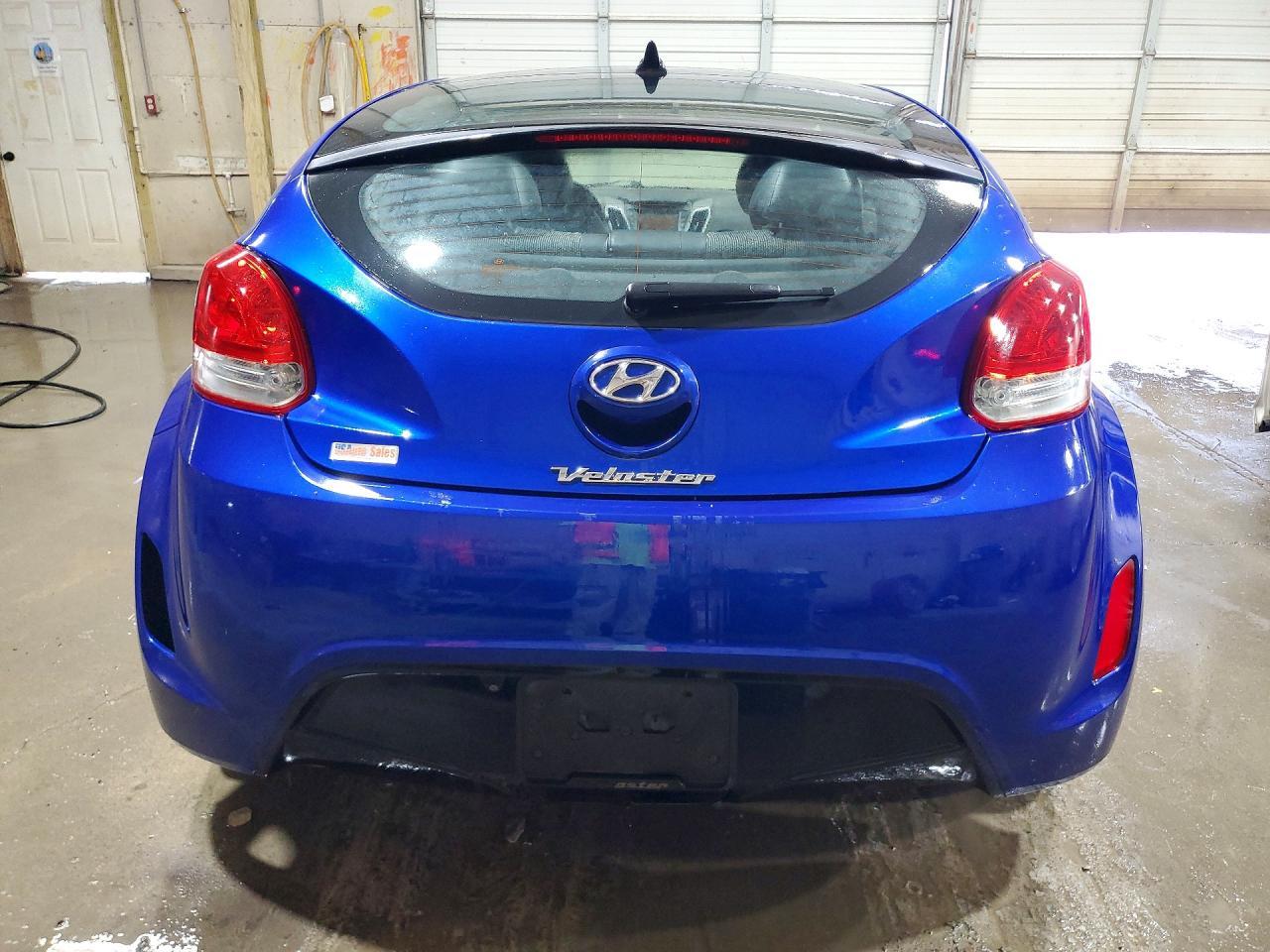 2013 Hyundai Veloster Base - zdjęcie 6