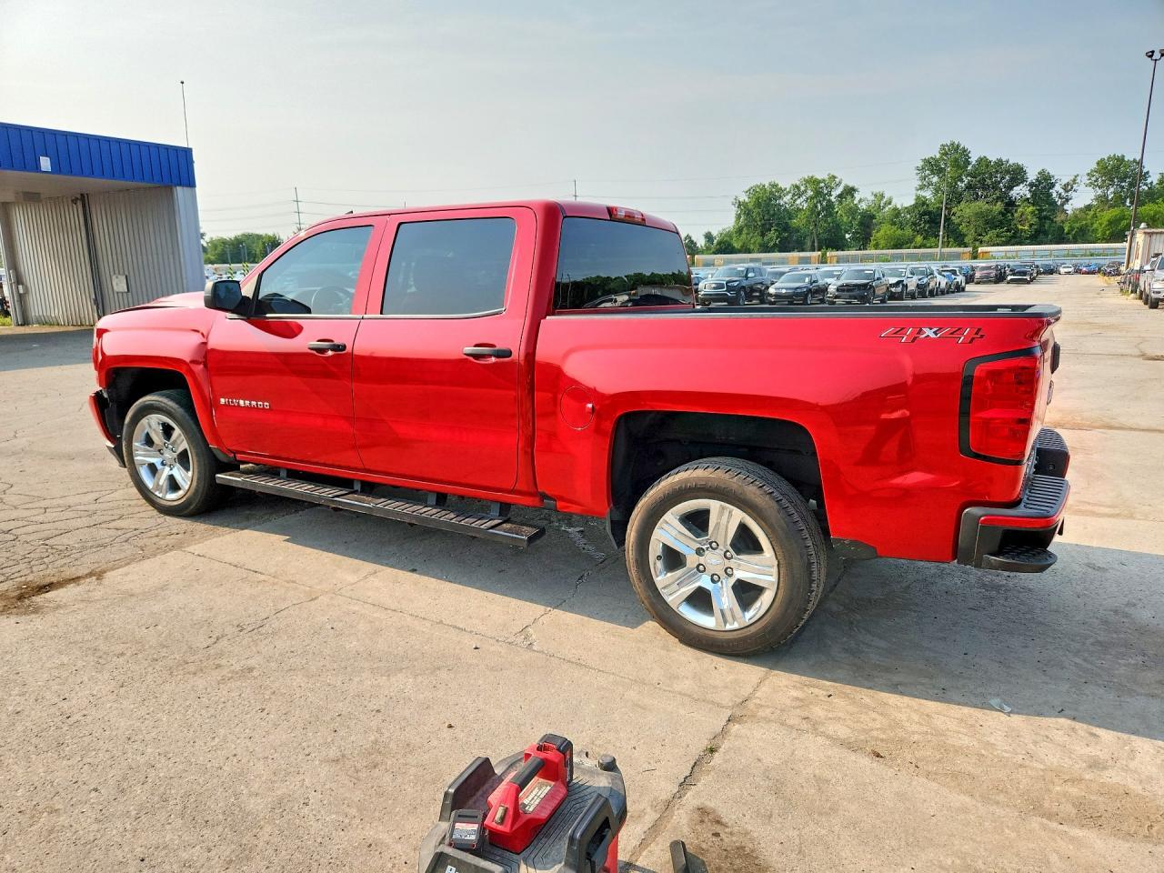 2018 Chevrolet Silverado K1500 Custom - zdjęcie 2