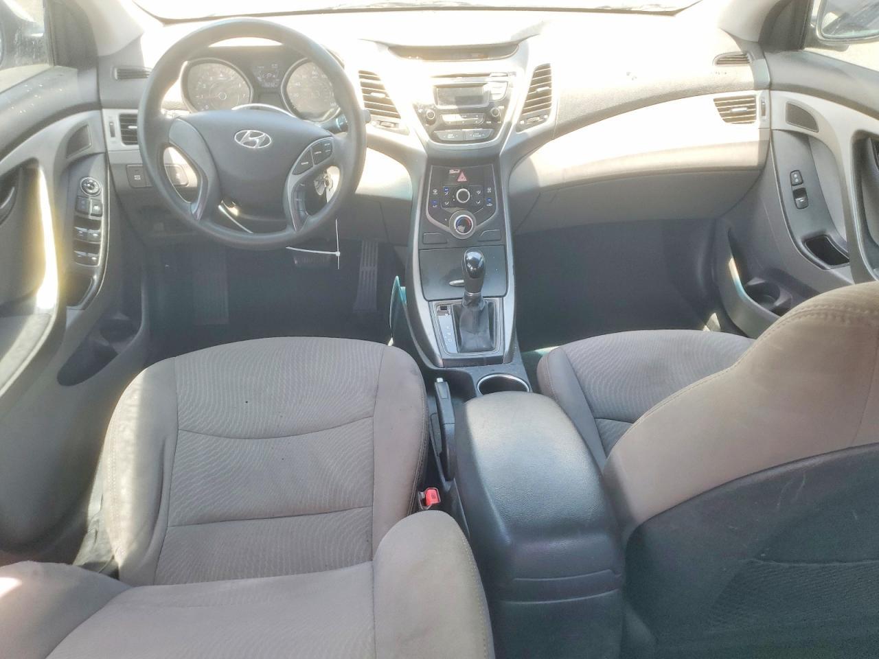 2016 Hyundai Elantra Se - zdjęcie 8