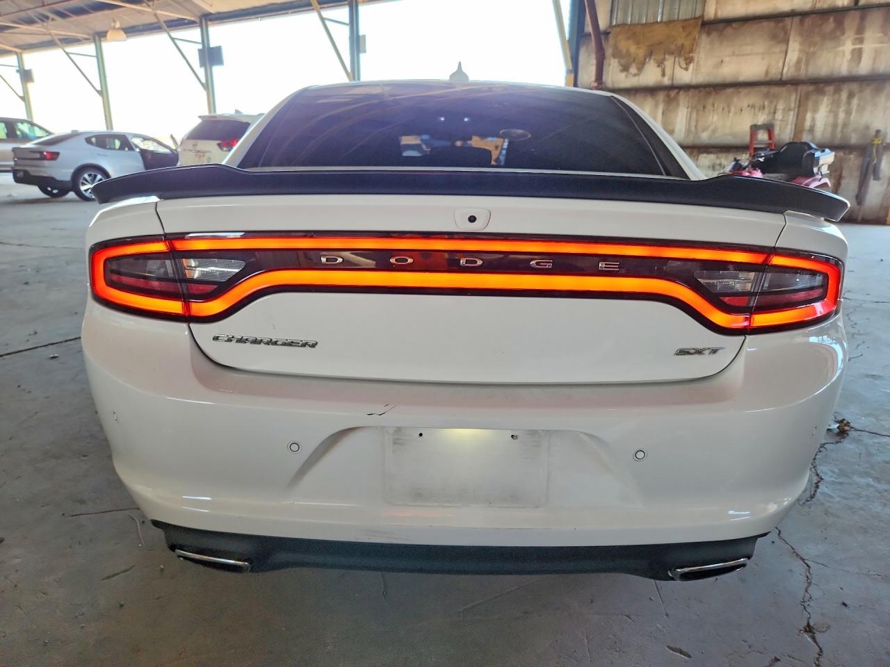 2017 Dodge Charger Sxt - zdjęcie 6