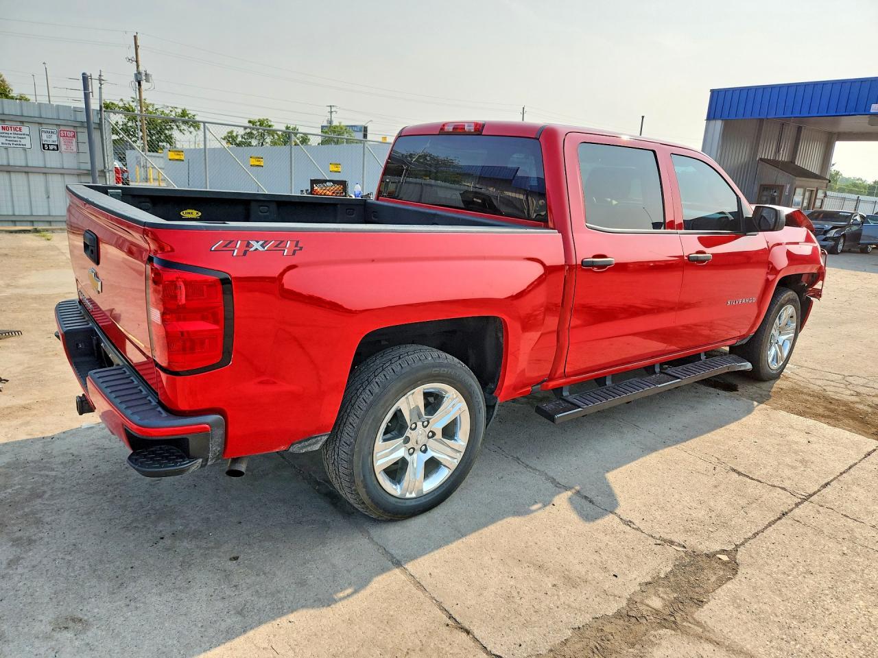 2018 Chevrolet Silverado K1500 Custom - zdjęcie 3
