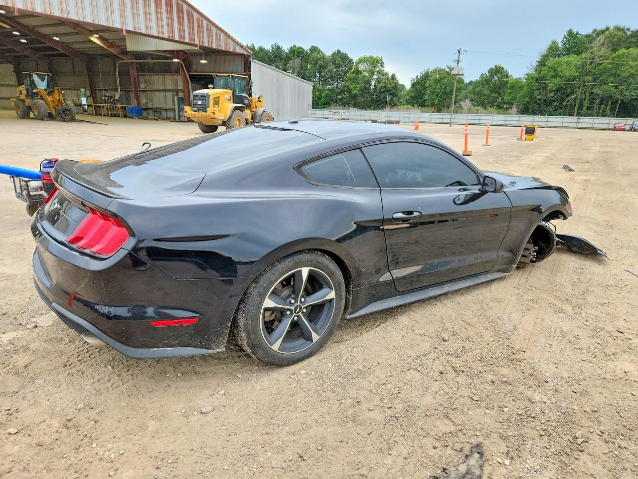 2018 Ford Mustang - zdjęcie 3