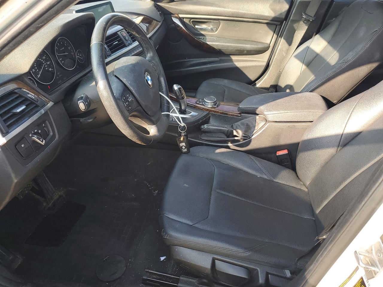 2015 BMW 320 I xDrive - zdjęcie 7