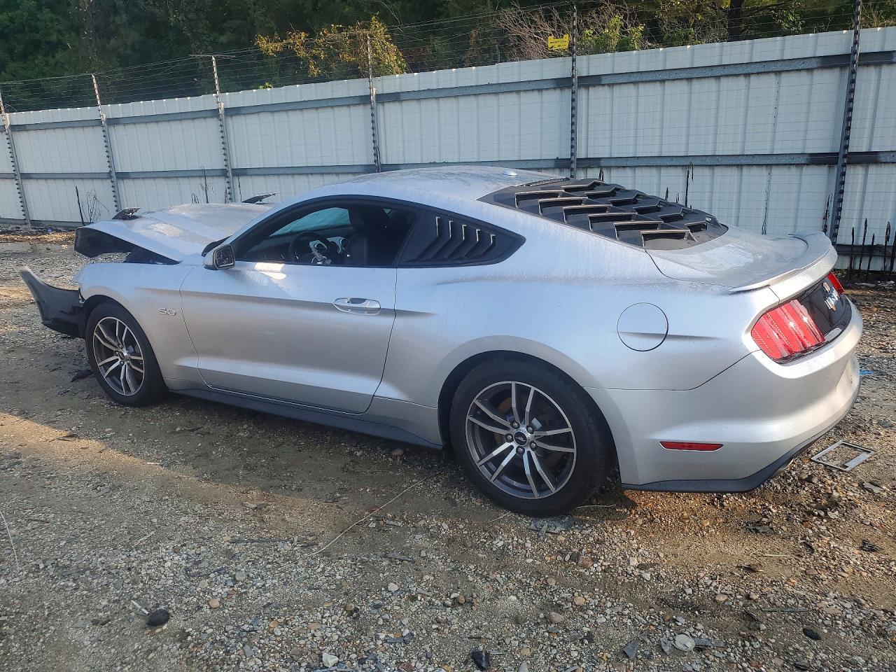 2016 Ford Mustang Gt - zdjęcie 2