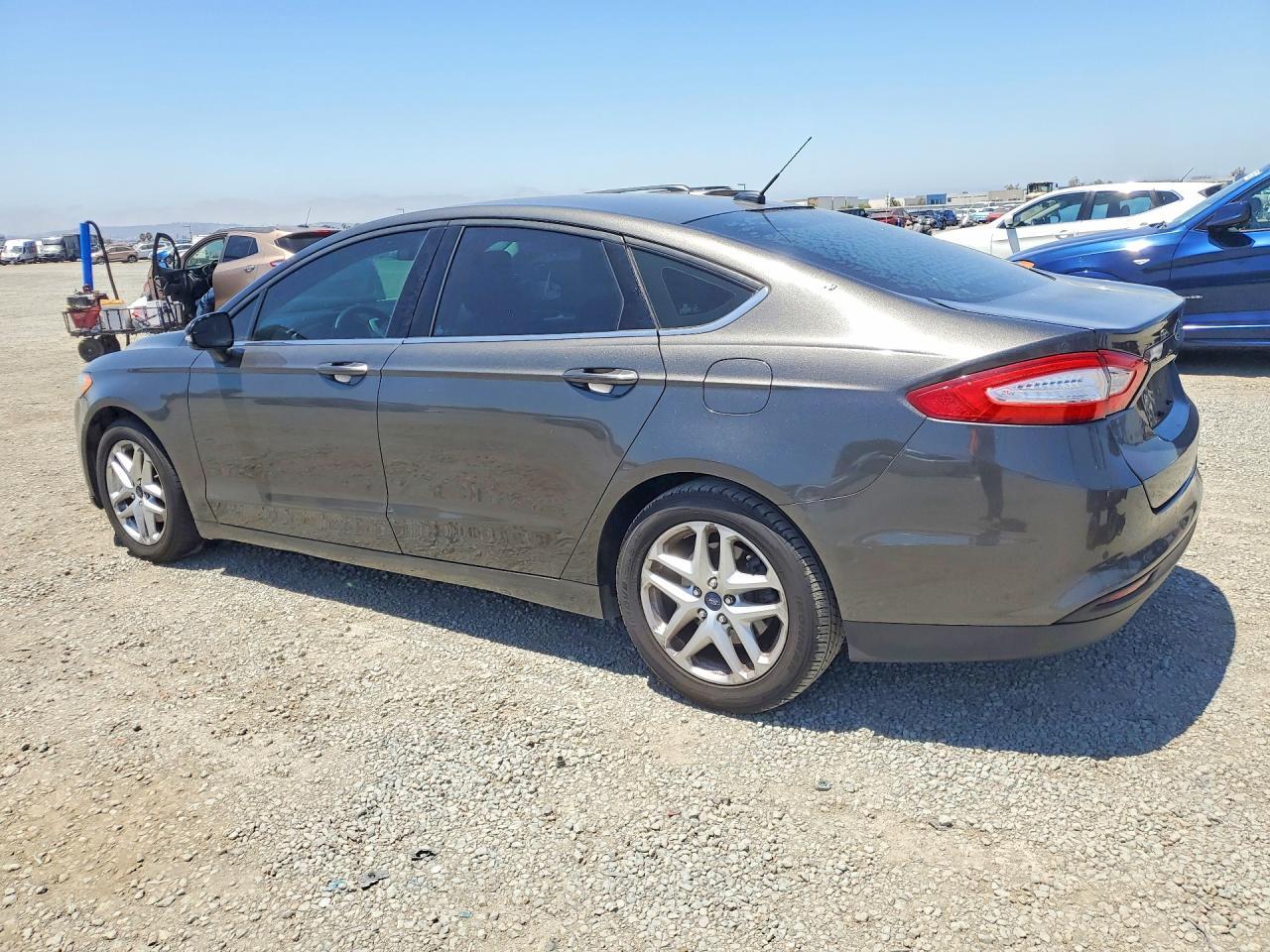 2016 Ford Fusion Se - zdjęcie 2