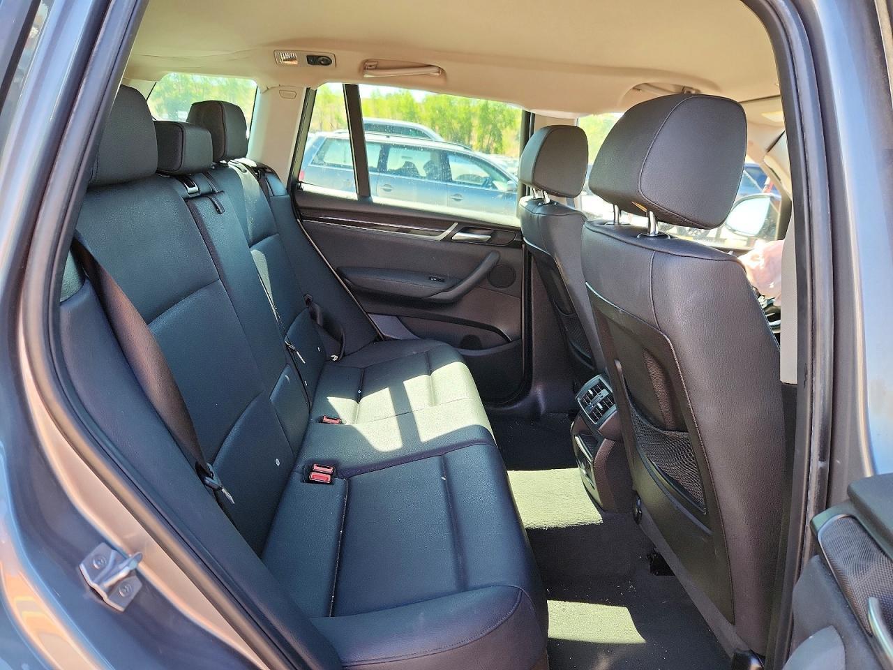 2017 BMW X3 xDrive28I - zdjęcie 11