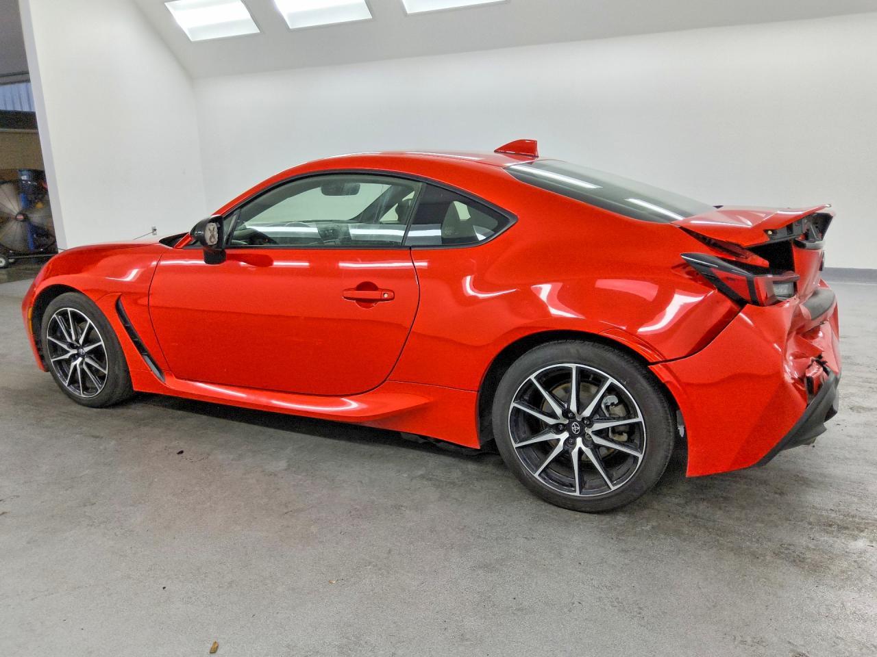 2022 Toyota Gr86 Base - zdjęcie 2