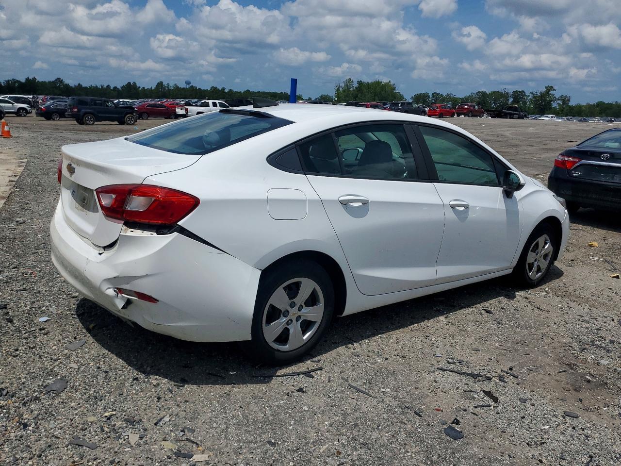 2018 Chevrolet Cruze Ls - zdjęcie 2