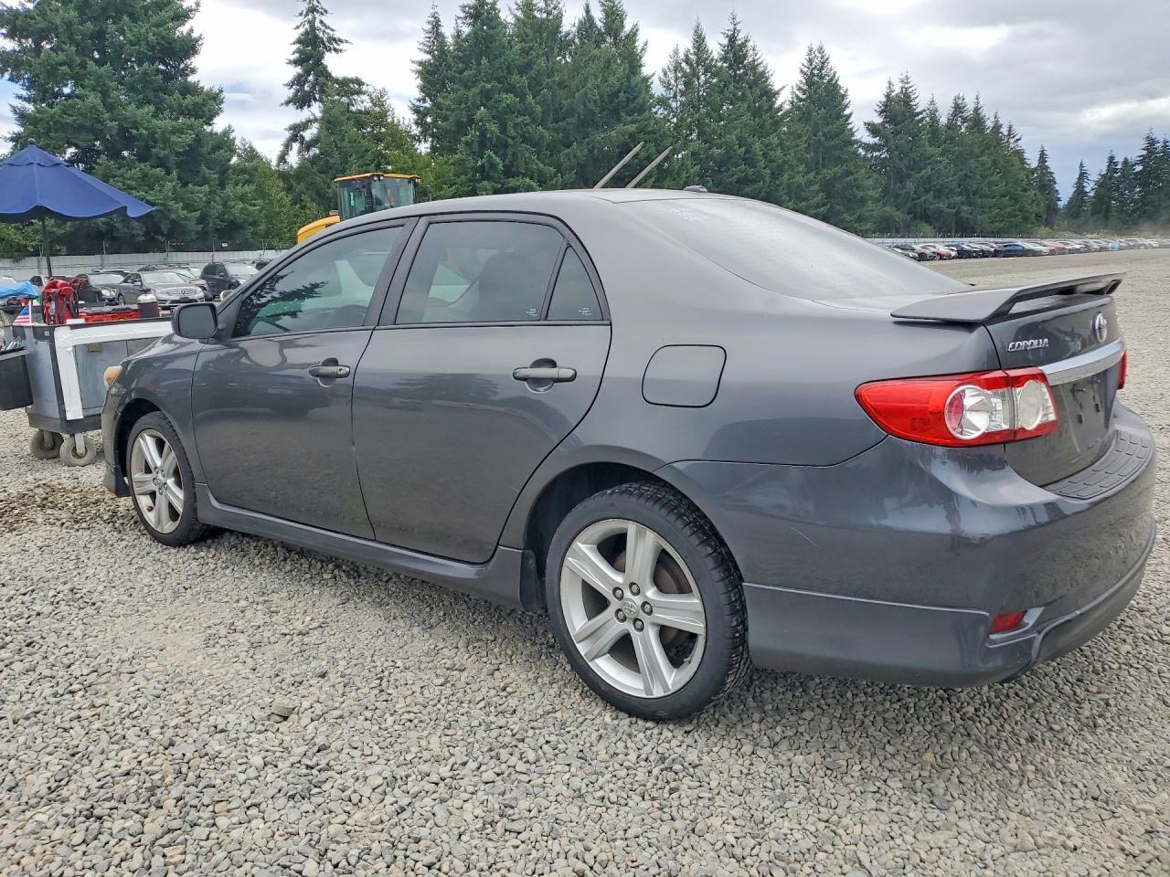 2013 Toyota Corolla S - zdjęcie 2