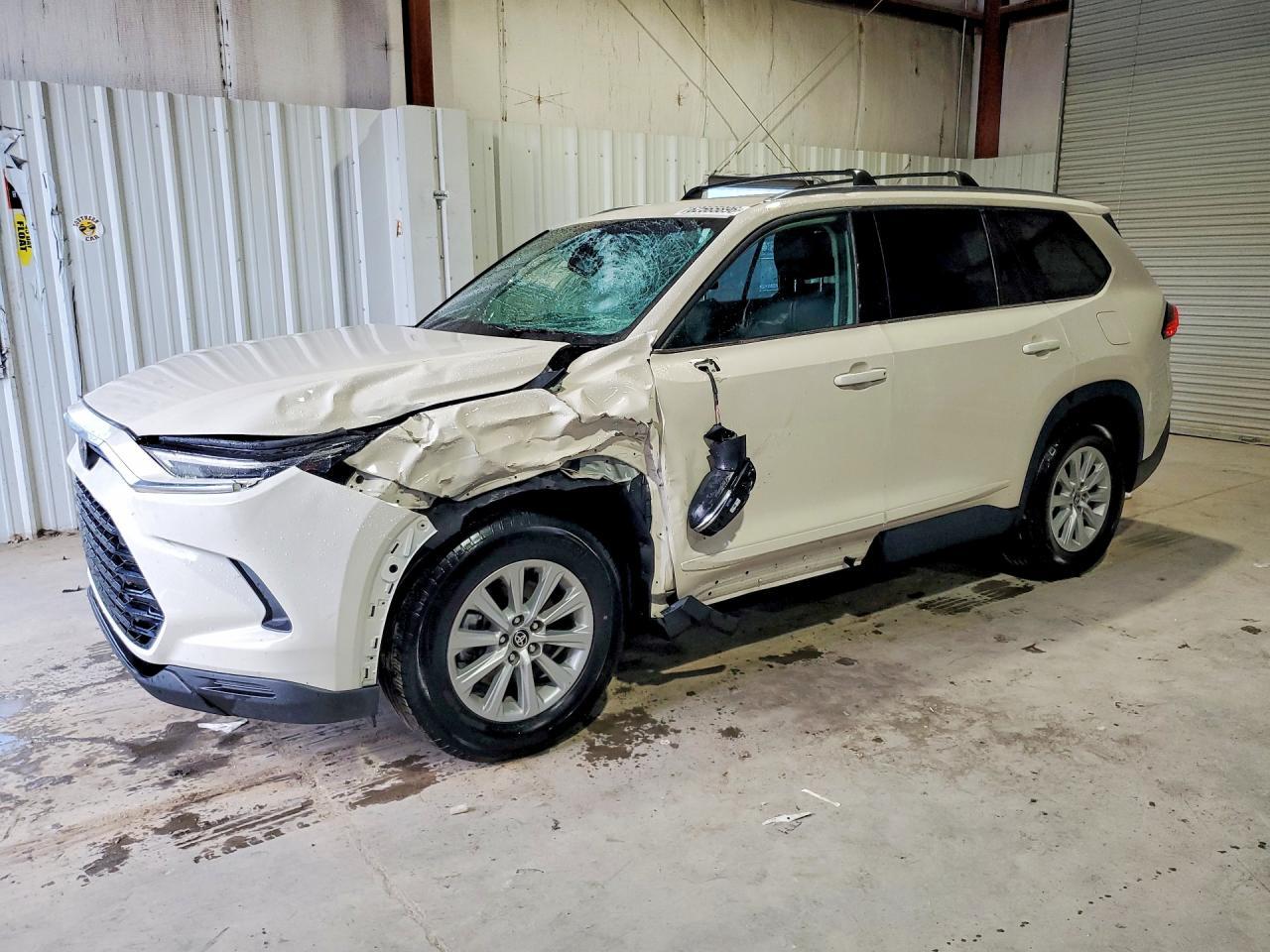 2024 Toyota Grand Highlander Xle - zdjęcie główne