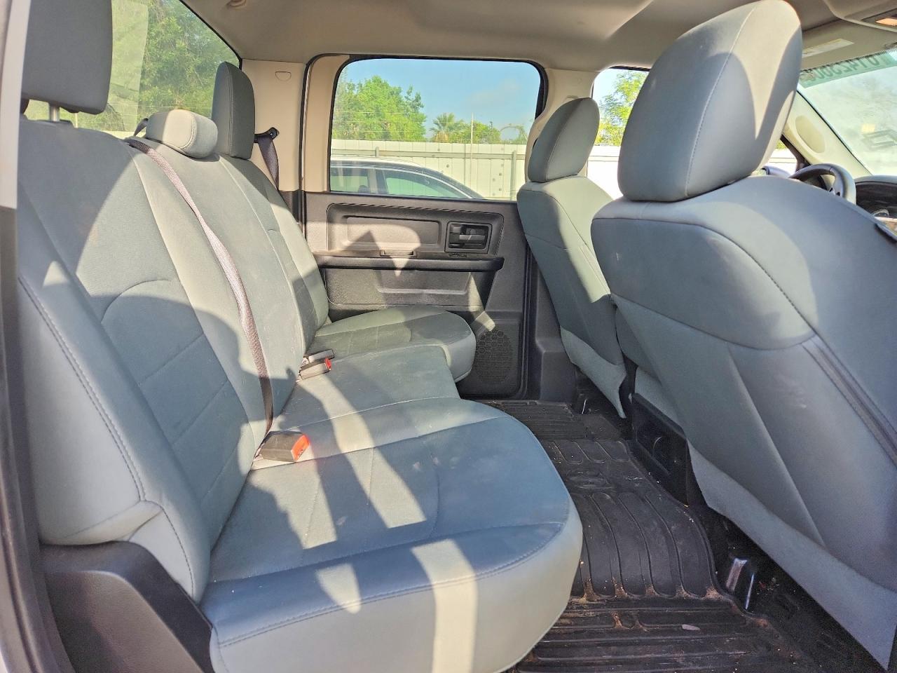 2015 Ram 1500 St - zdjęcie 10