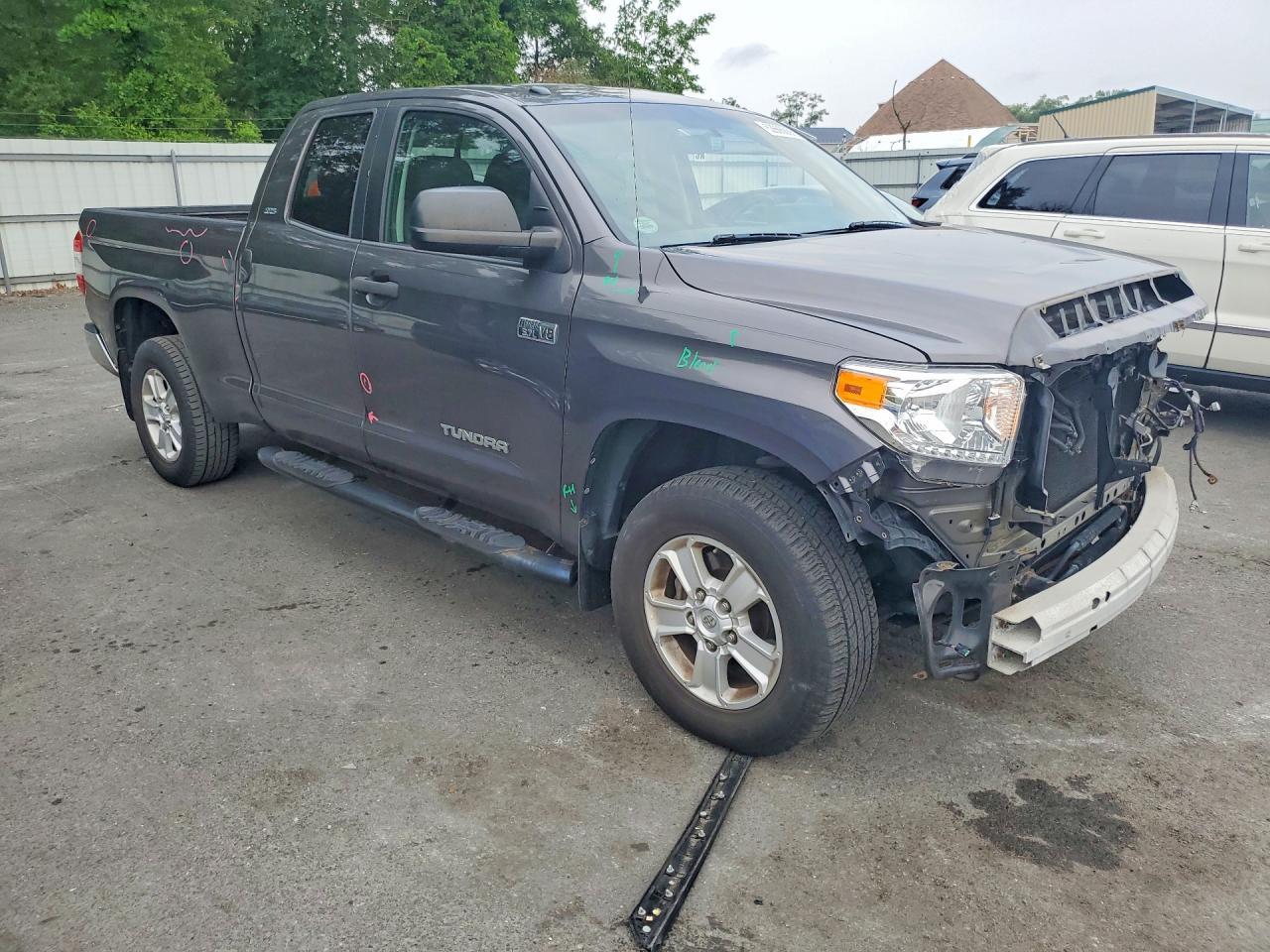 2015 Toyota Tundra Sr5 - zdjęcie 4