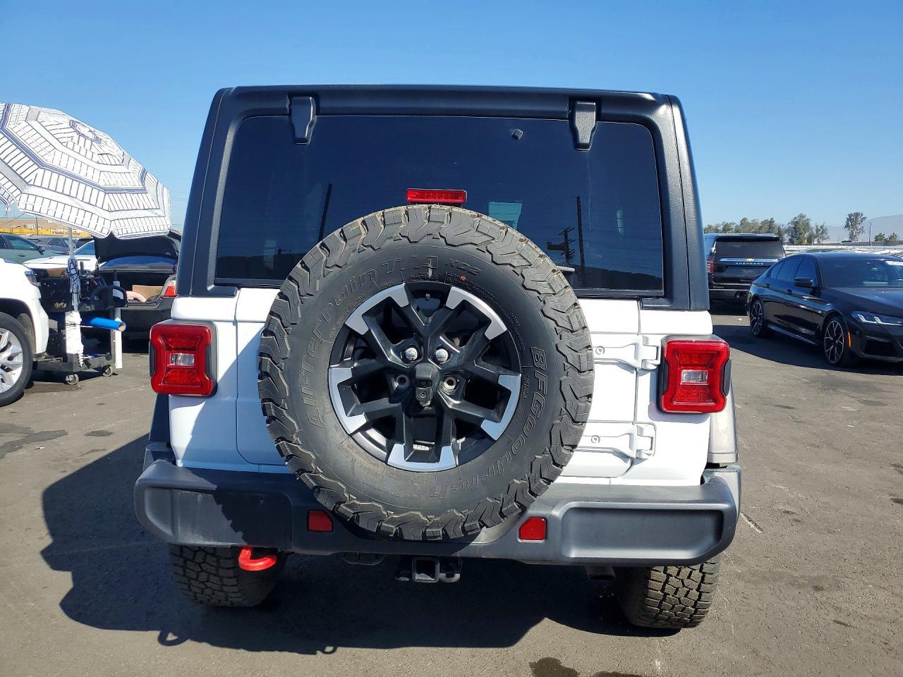 2025 Jeep Wrangler Rubicon - zdjęcie 6