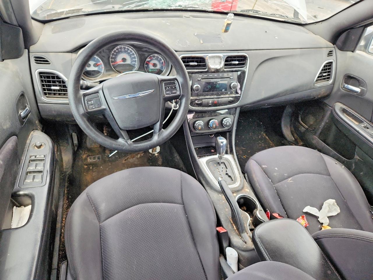 2014 Chrysler 200 Lx - zdjęcie 8