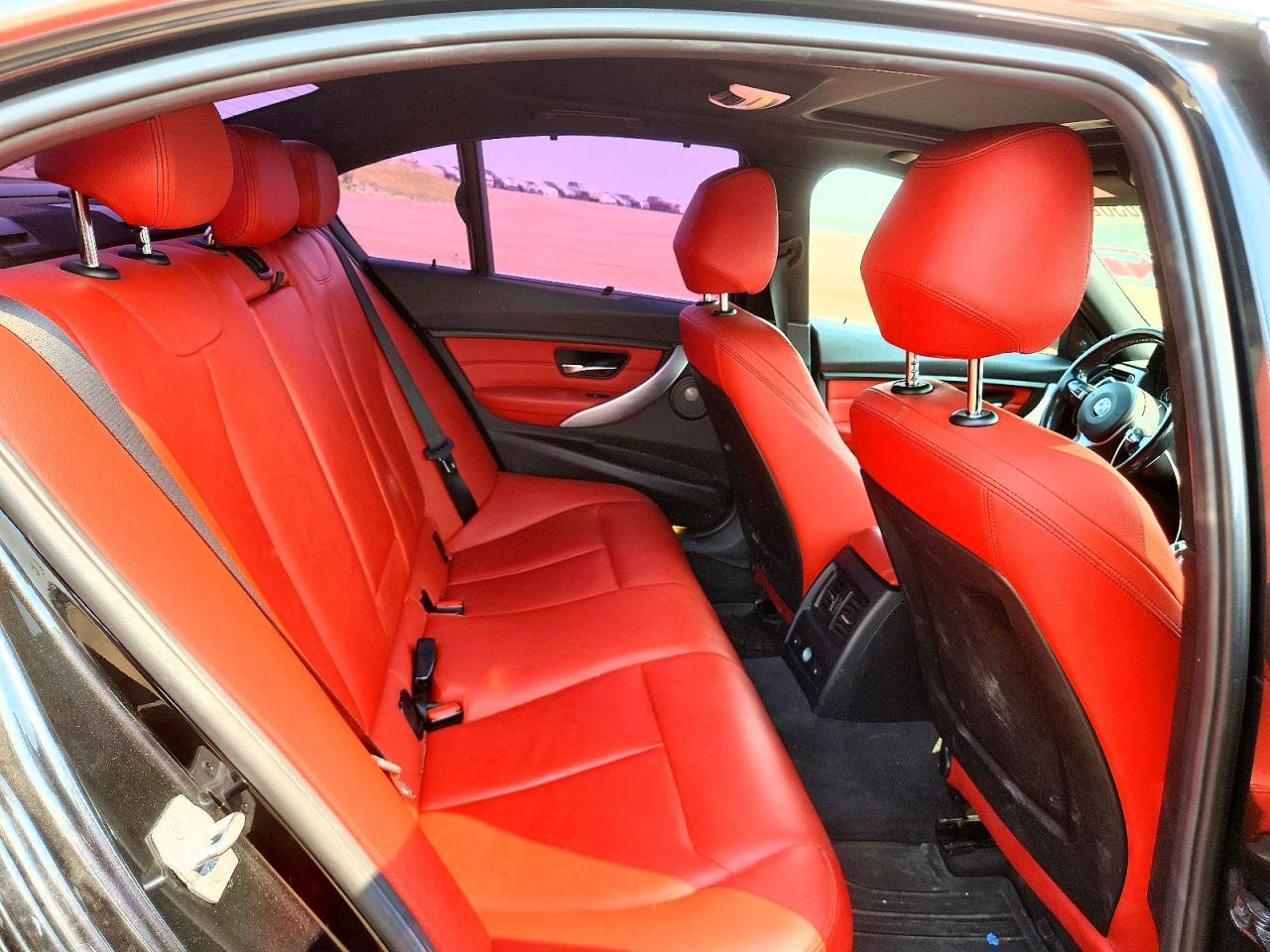 2015 BMW Seria 3 335i - zdjęcie 10