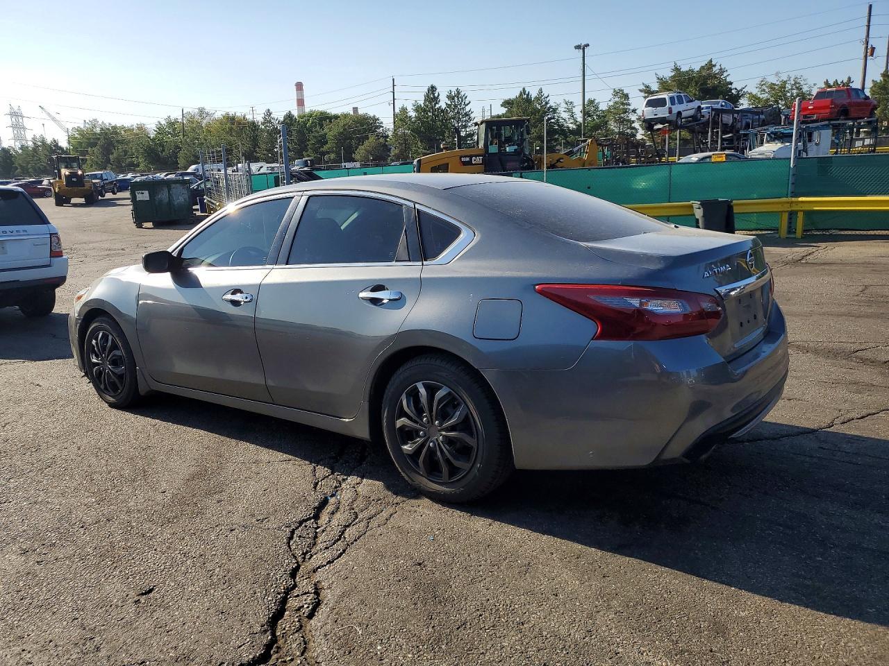 2018 Nissan Altima 2.5 S - zdjęcie 2