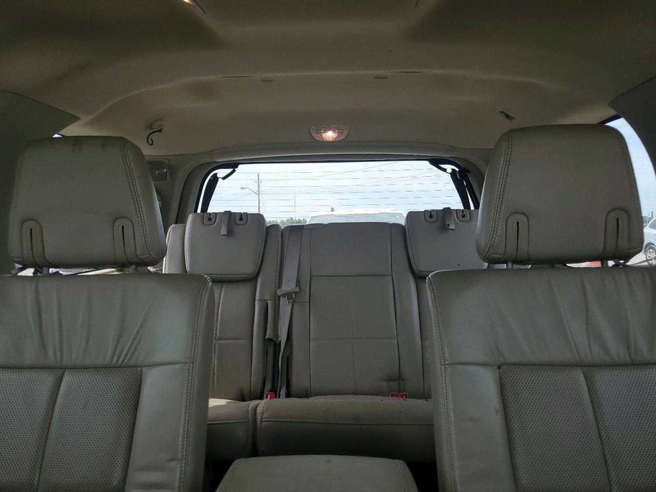 2013 Lincoln Navigator - zdjęcie 10
