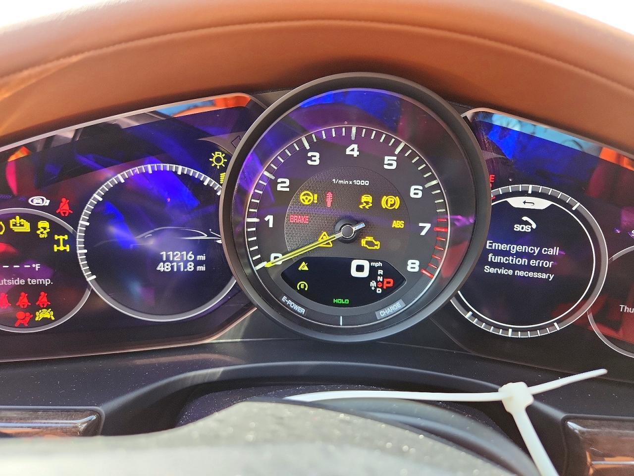 2023 Porsche Panamera 4 E-Hybrid Sport Turismo - zdjęcie 9