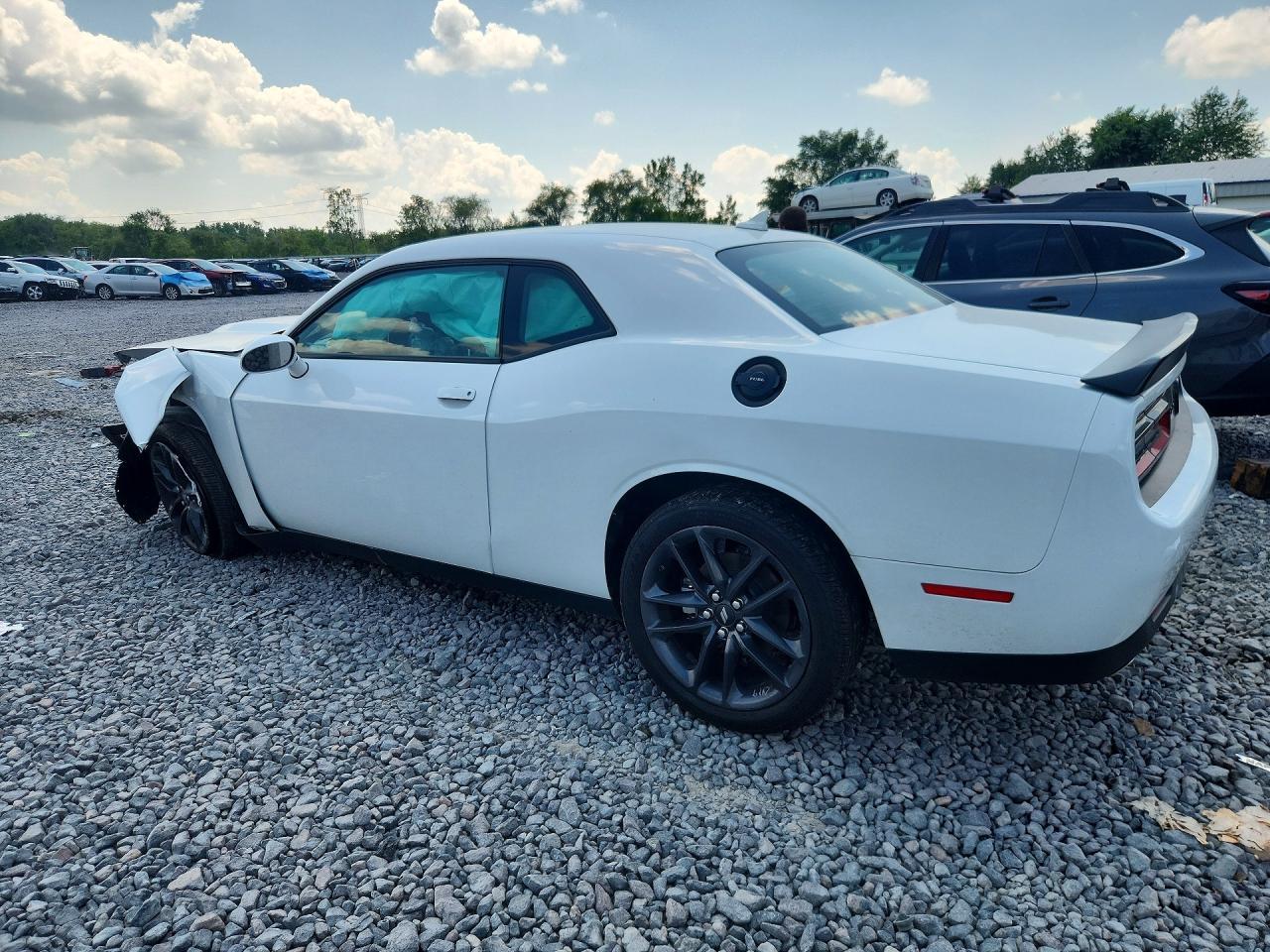 2022 Dodge Challenger Gt - zdjęcie 2