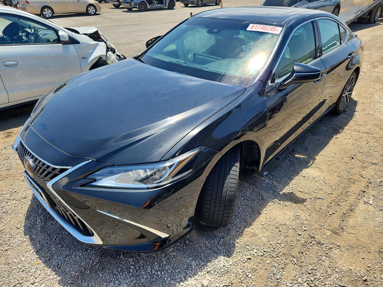Lexus ES - zdjęcie 1