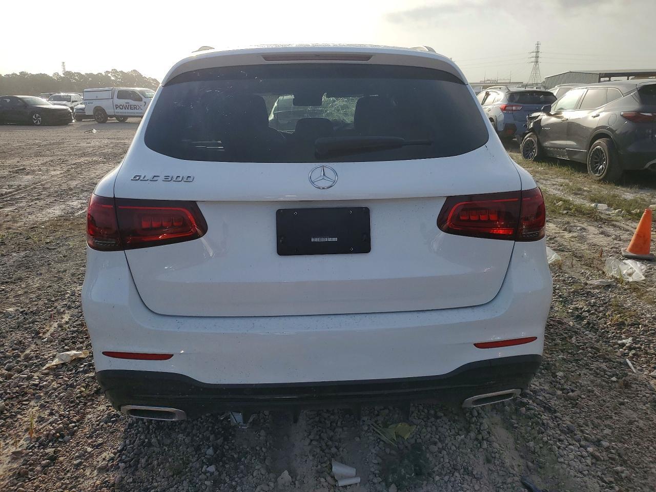 2022 Mercedes-Benz Glc 300 - zdjęcie 6