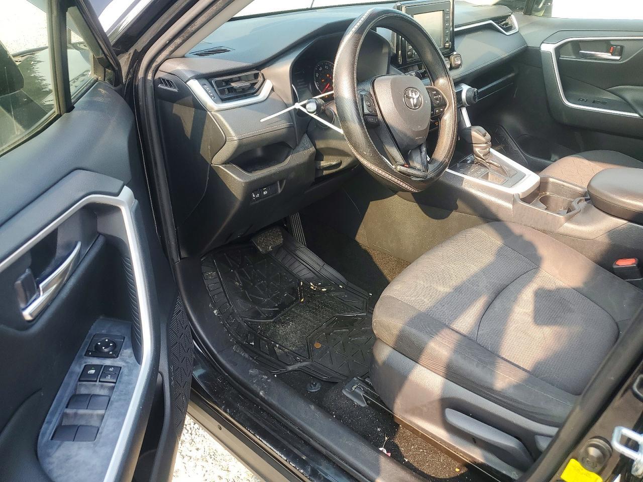 2019 Toyota Rav4 Xle - zdjęcie 8
