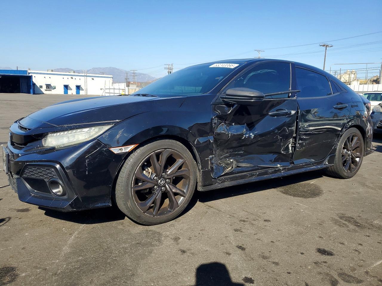 2018 Honda Civic Sport Touring - zdjęcie główne