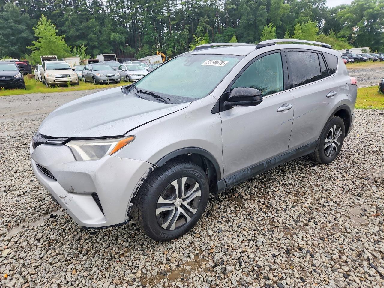 2017 Toyota Rav4 Le - zdjęcie główne