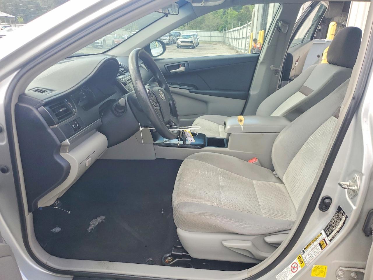2013 Toyota Camry L - zdjęcie 7