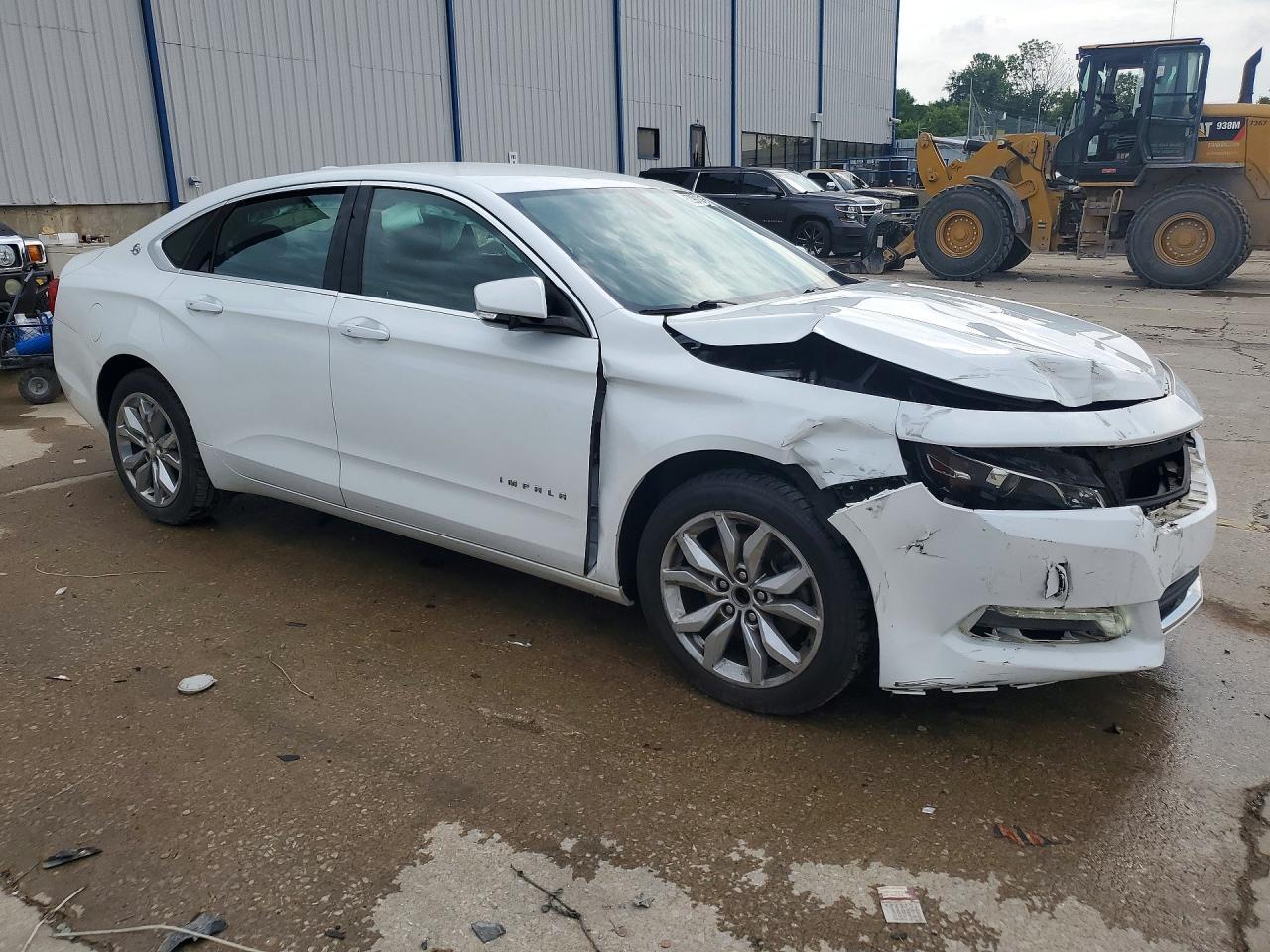 2018 Chevrolet Impala Lt - zdjęcie 4