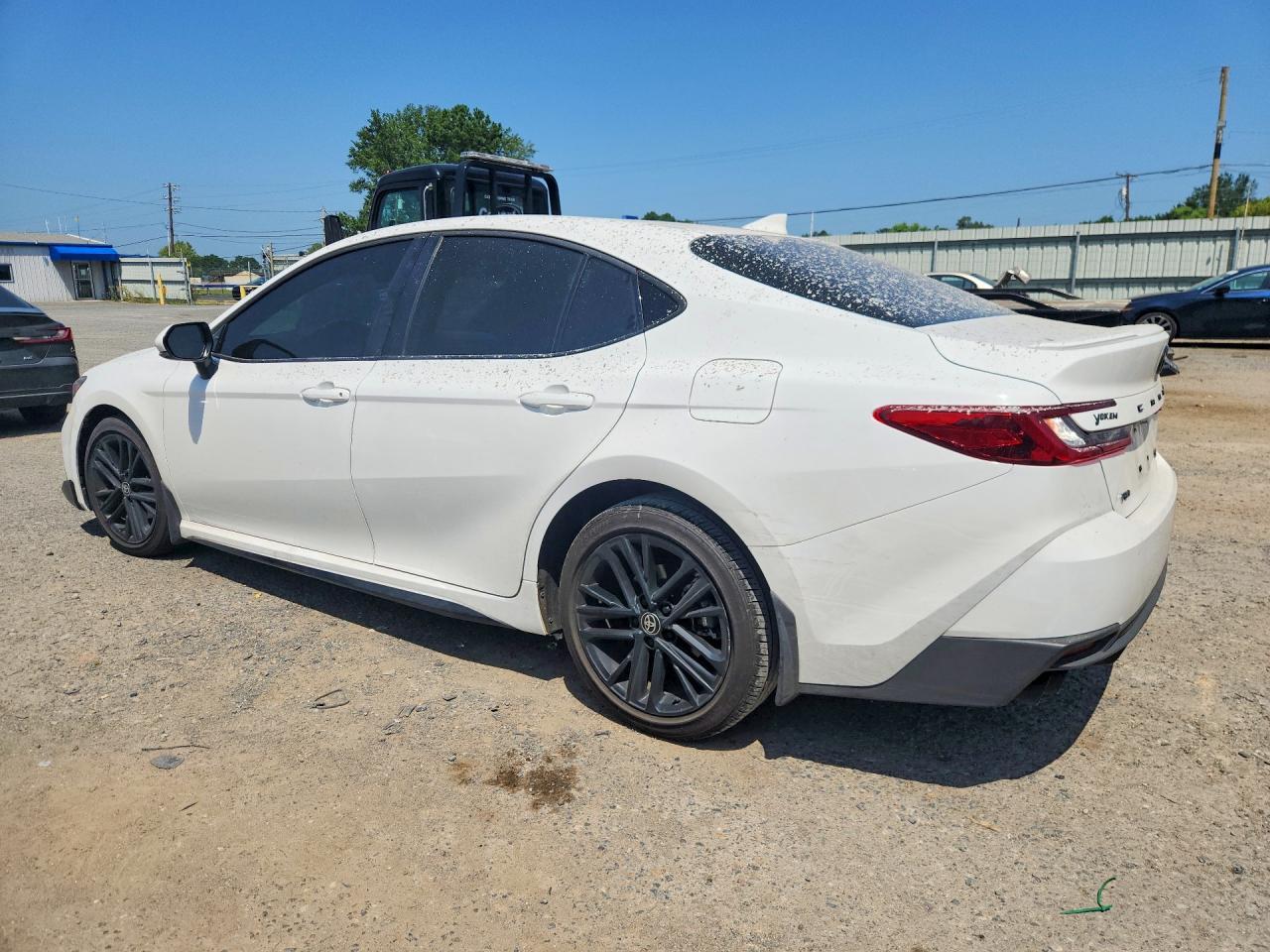 2026 Toyota Camry Se - zdjęcie 2