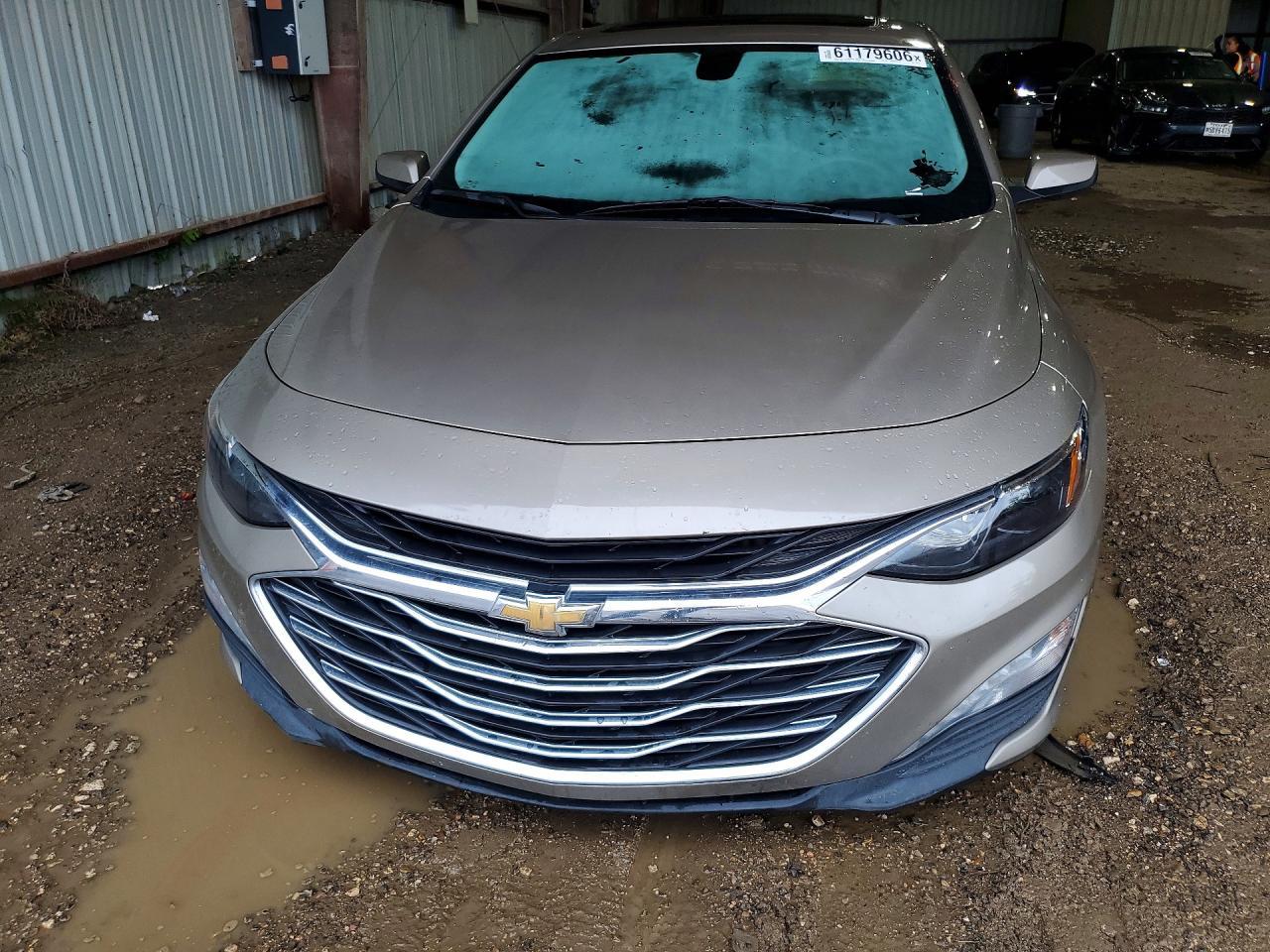 2022 Chevrolet Malibu Lt - zdjęcie 5