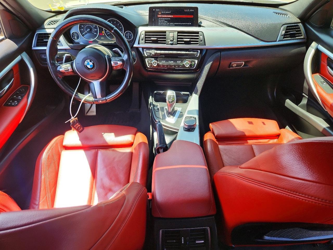 2018 BMW Seria 3 330i - zdjęcie 8