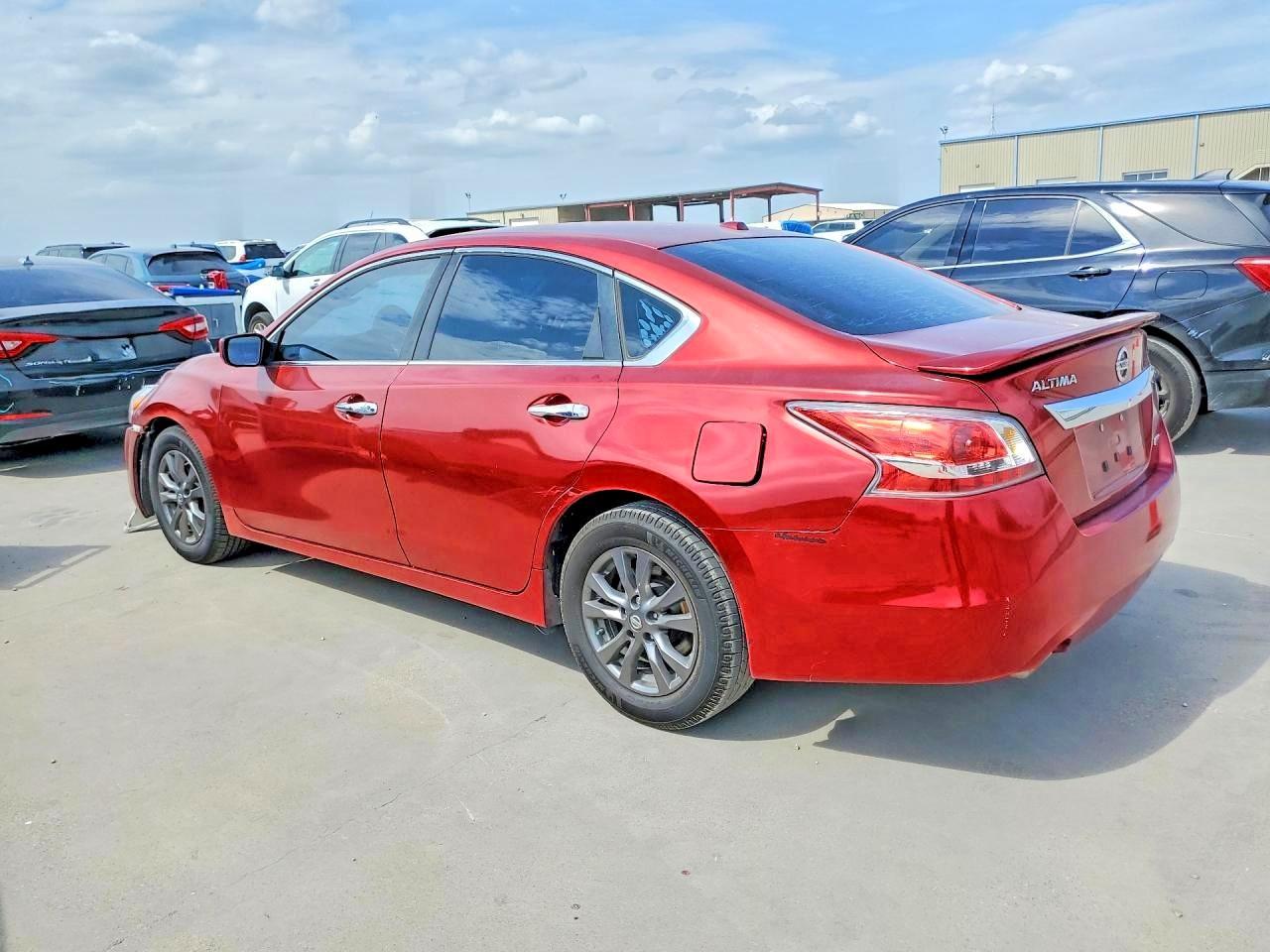 2015 Nissan Altima 2.5 S - zdjęcie 2