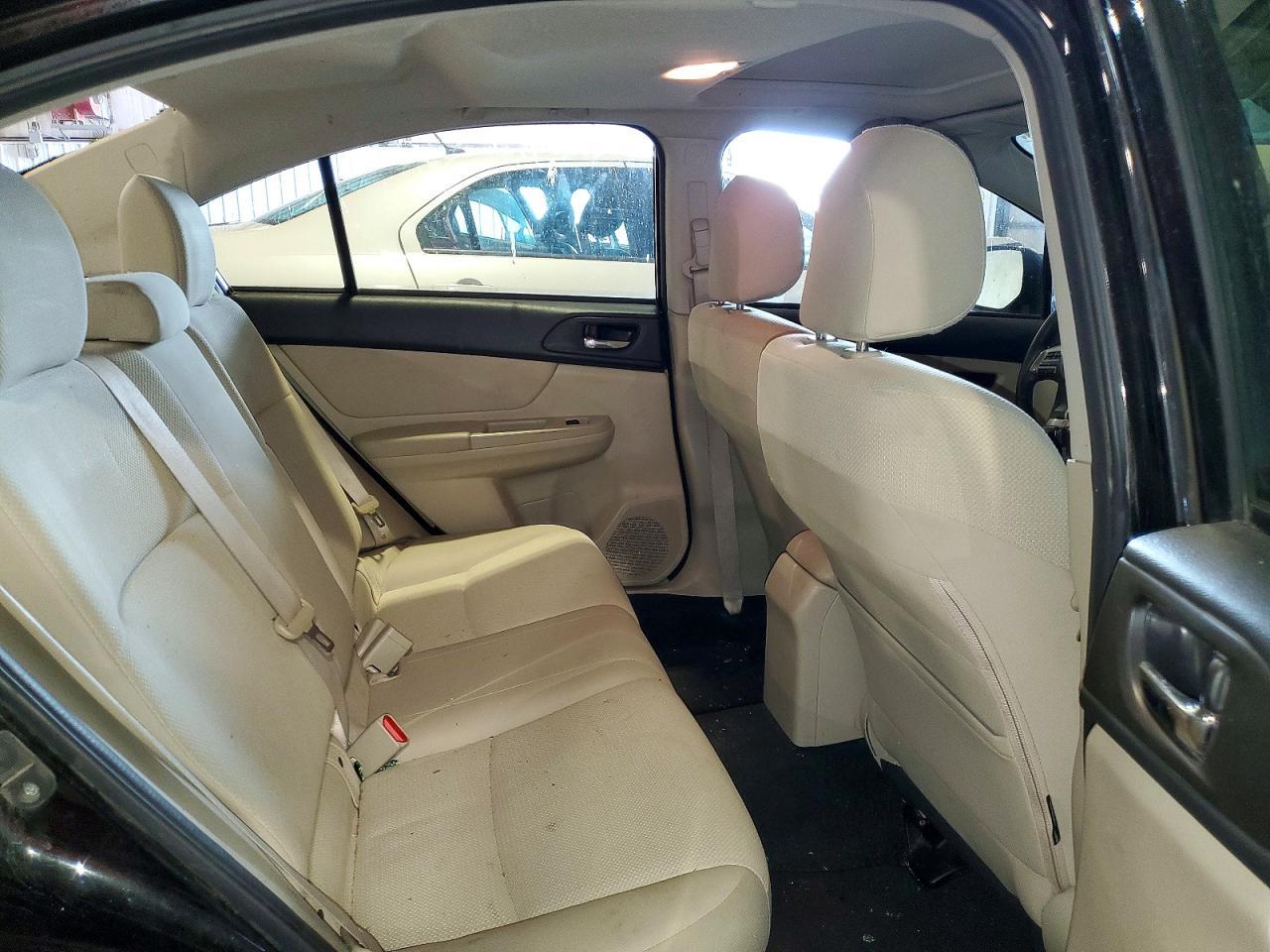 2014 Subaru Impreza Premium - zdjęcie 10