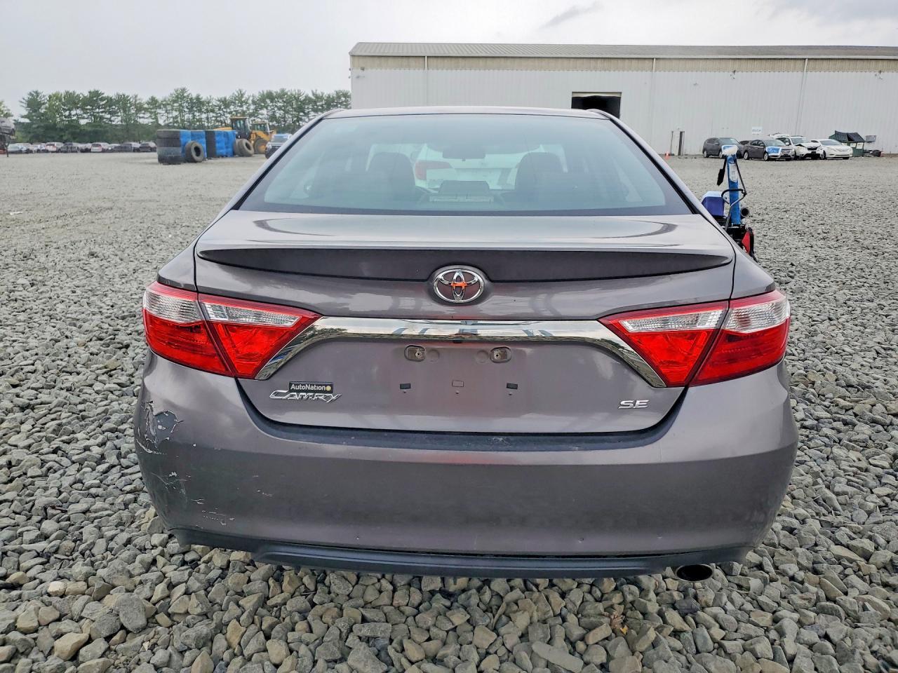 2015 Toyota Camry Se - zdjęcie 6