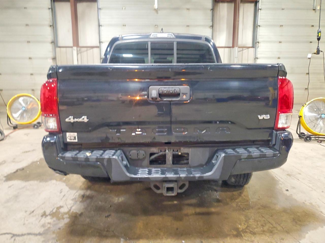 2018 Toyota Tacoma Sr V6 - zdjęcie 6