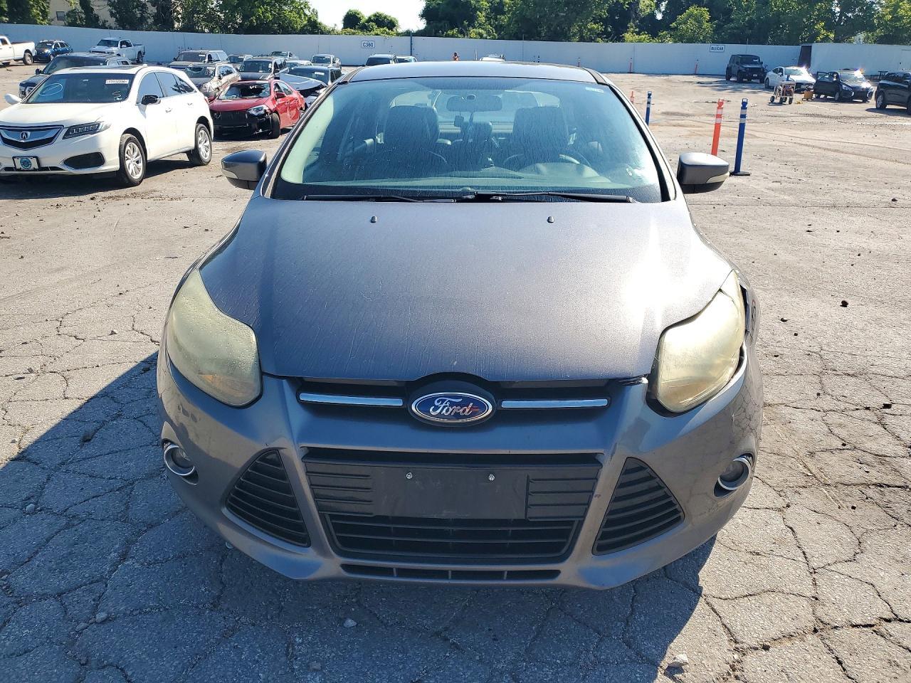 2014 Ford Focus Titanium - zdjęcie 5