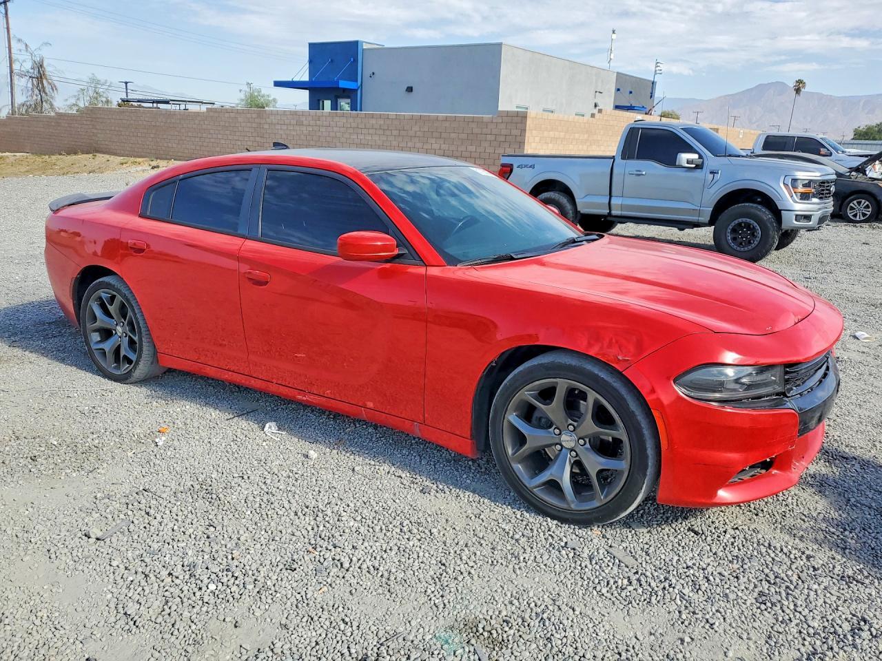 2016 Dodge Charger Sxt - zdjęcie 4