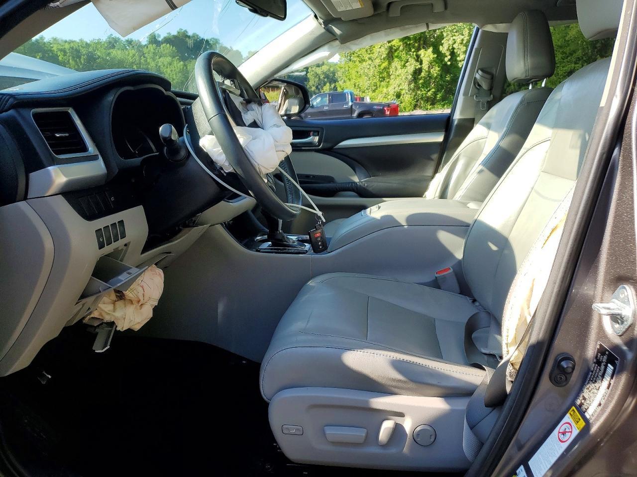 2016 Toyota Highlander Xle - zdjęcie 7
