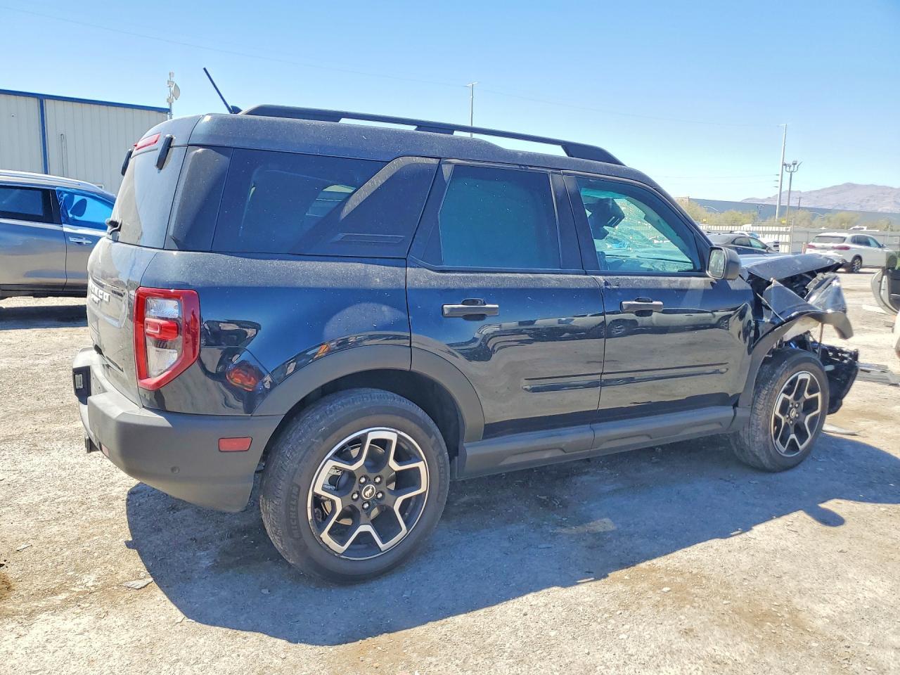 2022 Ford Bronco Sport Big Bend - zdjęcie 3