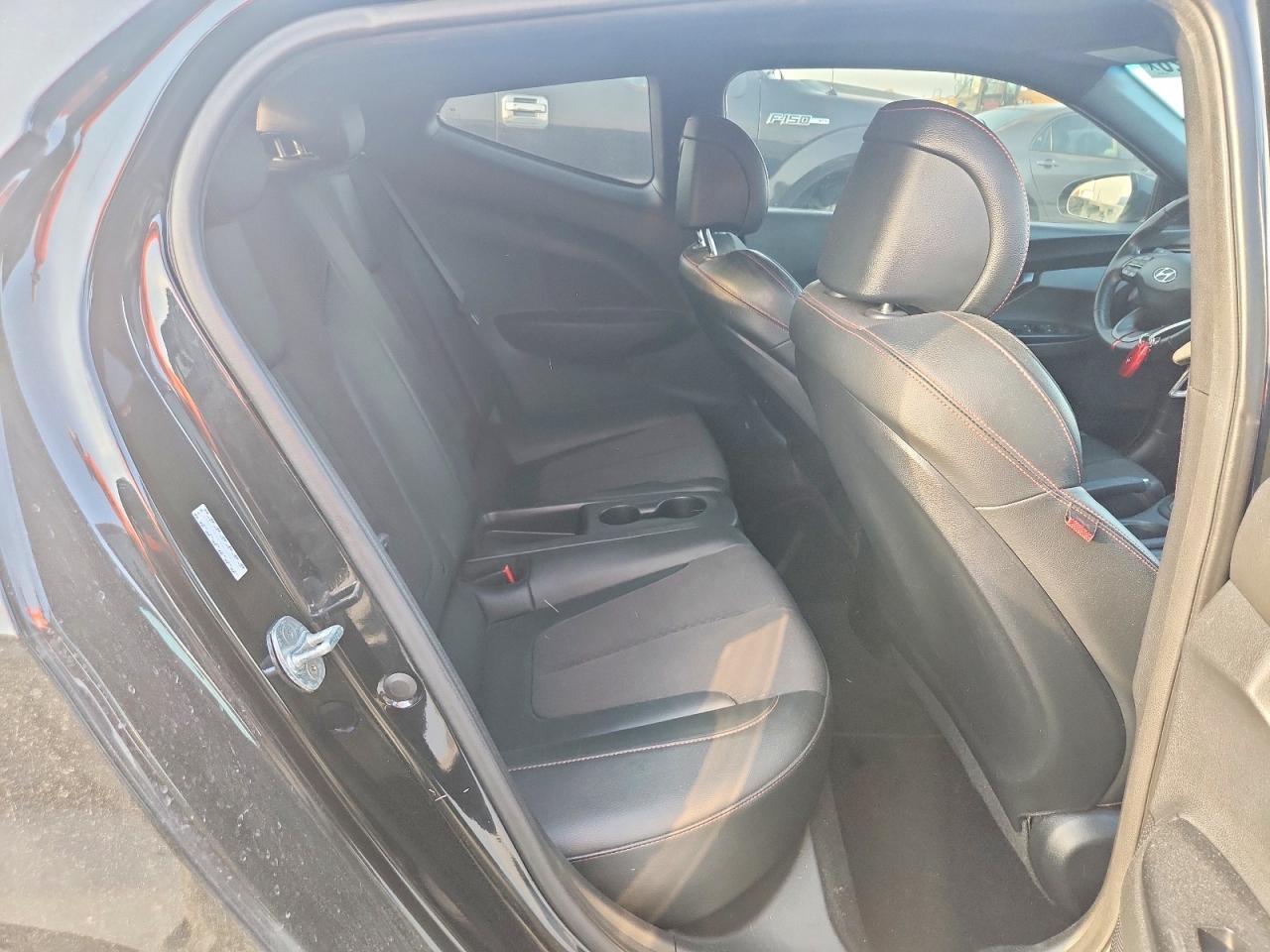 2019 Hyundai Veloster Turbo 1.6T - zdjęcie 10