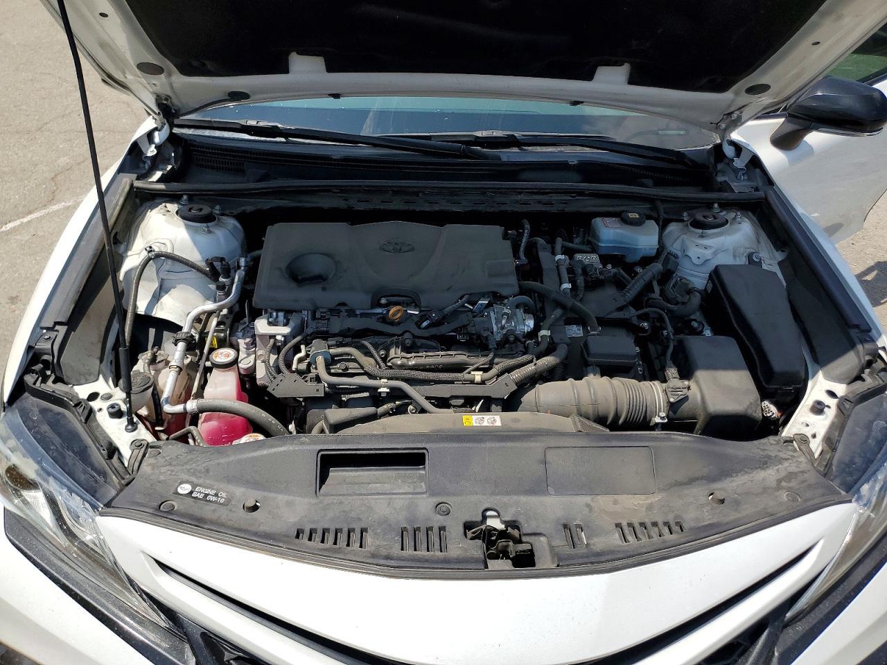 2021 Toyota Camry Xse - zdjęcie 11