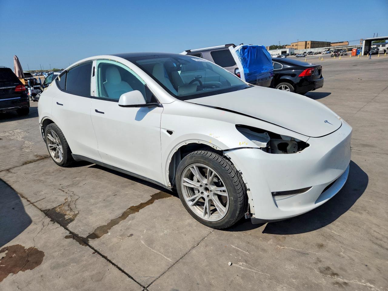 2023 Tesla Model Y - zdjęcie 4