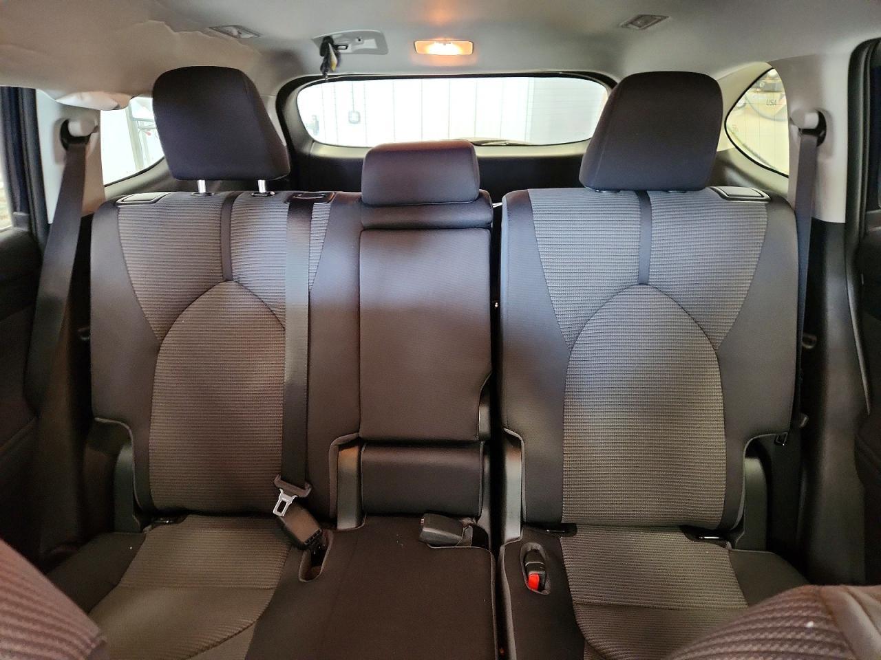 2023 Toyota Highlander Hybrid Le - zdjęcie 10