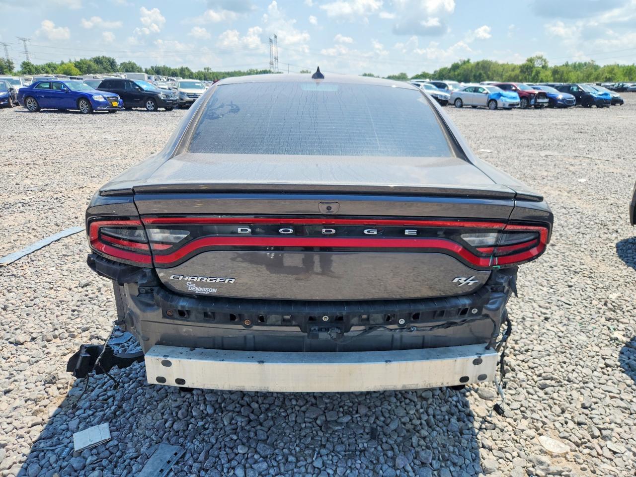2016 Dodge Charger R/T - zdjęcie 6