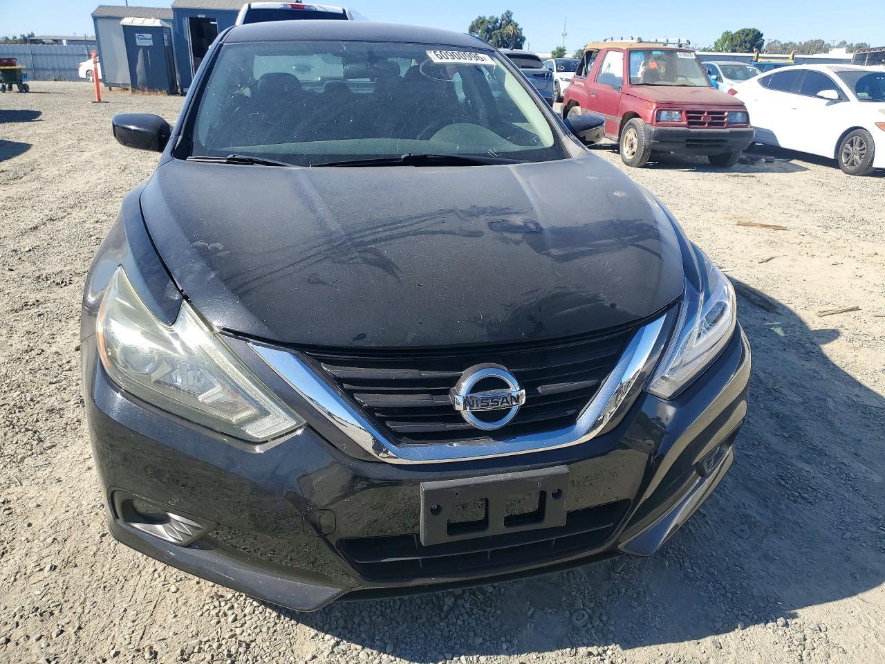 2018 Nissan Altima 2.5 Sr - zdjęcie 5