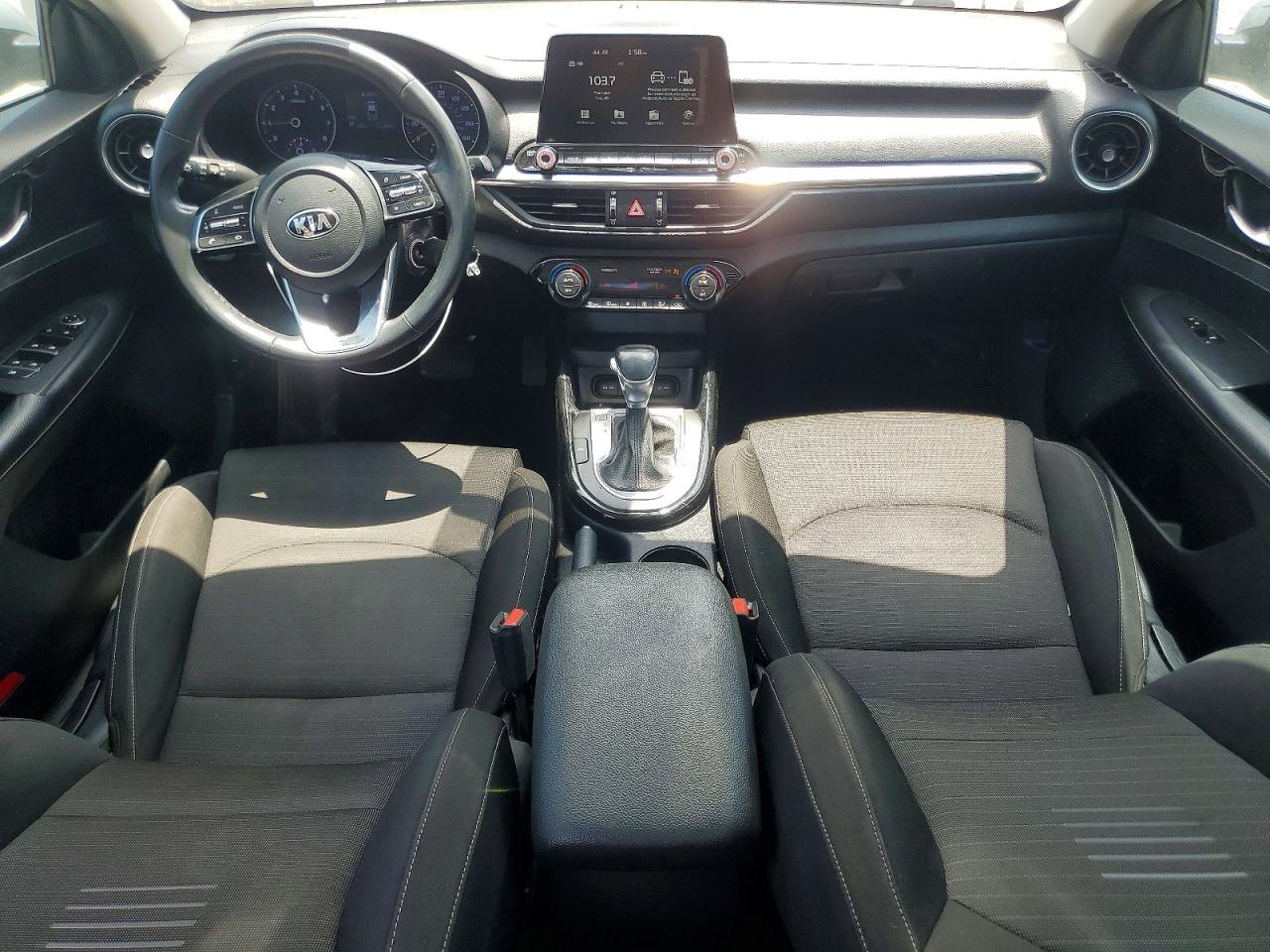 2019 Kia Forte S - zdjęcie 8