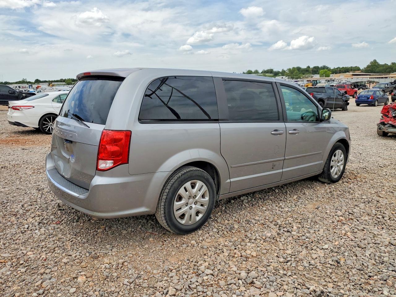 2016 Dodge Grand Caravan Se - zdjęcie 3